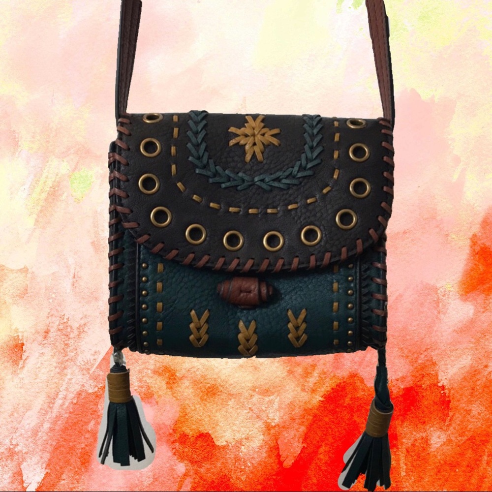 Boho Handbag with fringe details